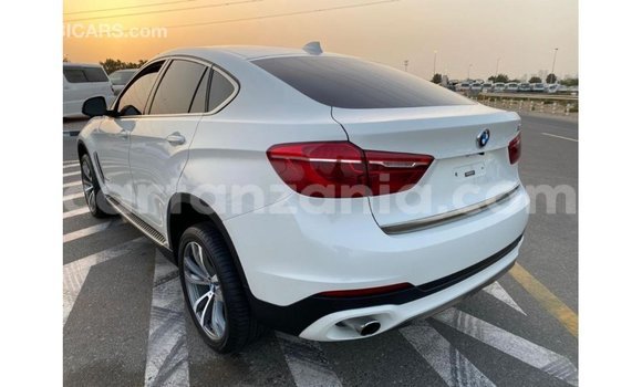 Nunua Imported BMW X6 Nyeupe Gari ndani ya Import - Dubai nchini Arusha Nunua Imported BMW X6 Nyeupe Gari ndani ya Import - Dubai nchini Arusha