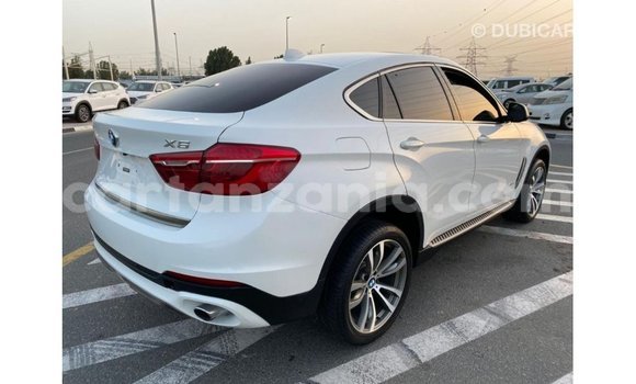 Nunua Imported BMW X6 Nyeupe Gari ndani ya Import - Dubai nchini Arusha Nunua Imported BMW X6 Nyeupe Gari ndani ya Import - Dubai nchini Arusha