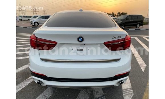 Nunua Imported BMW X6 Nyeupe Gari ndani ya Import - Dubai nchini Arusha Nunua Imported BMW X6 Nyeupe Gari ndani ya Import - Dubai nchini Arusha