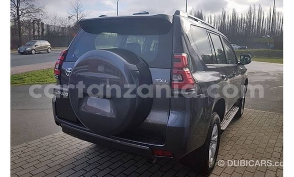 Nunua Imported Toyota Prado Nyeusi Gari ndani ya Import - Dubai nchini Arusha Nunua Imported Toyota Prado Nyeusi Gari ndani ya Import - Dubai nchini Arusha