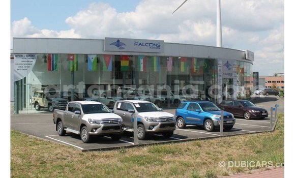 Nunua Imported Toyota Prado Nyeusi Gari ndani ya Import - Dubai nchini Arusha Nunua Imported Toyota Prado Nyeusi Gari ndani ya Import - Dubai nchini Arusha