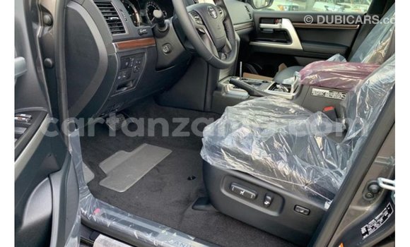 Nunua Imported Toyota Land Cruiser Nyingine Gari ndani ya Import - Dubai nchini Arusha Nunua Imported Toyota Land Cruiser Nyingine Gari ndani ya Import - Dubai nchini Arusha