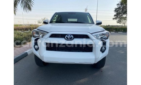 Buy Import Toyota 4Runner White Car in Import - Dubai in Arusha Buy Import Toyota 4Runner White Car in Import - Dubai in Arusha