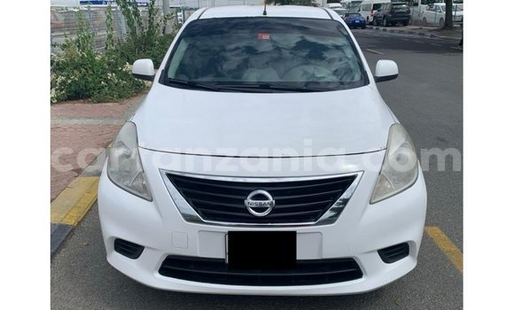 Nunua Imported Nissan Sunny Nyeupe Gari ndani ya Import - Dubai nchini Arusha Nunua Imported Nissan Sunny Nyeupe Gari ndani ya Import - Dubai nchini Arusha