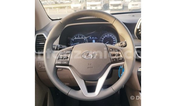 Buy Import Hyundai Tucson Red Car in Import - Dubai in Arusha Buy Import Hyundai Tucson Red Car in Import - Dubai in Arusha