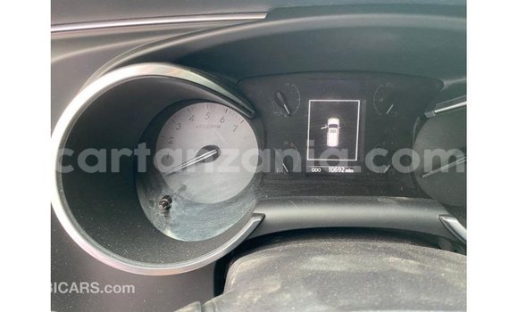 Buy Import Toyota Sequoia White Car in Import - Dubai in Arusha Buy Import Toyota Sequoia White Car in Import - Dubai in Arusha