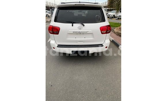 Buy Import Toyota Sequoia White Car in Import - Dubai in Arusha Buy Import Toyota Sequoia White Car in Import - Dubai in Arusha