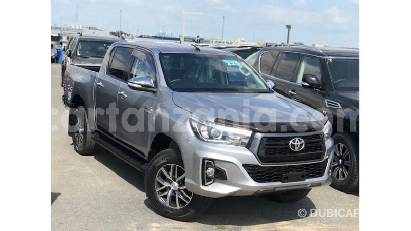 Big with watermark toyota hilux arusha import dubai 9083