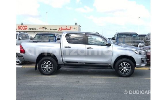 Nunua Imported Toyota Hilux Nyingine Gari ndani ya Import - Dubai nchini Arusha Nunua Imported Toyota Hilux Nyingine Gari ndani ya Import - Dubai nchini Arusha