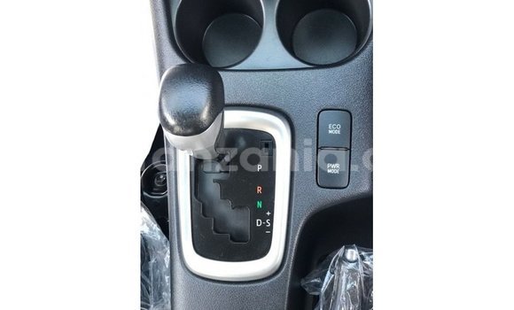 Nunua Imported Toyota Hilux Nyingine Gari ndani ya Import - Dubai nchini Arusha Nunua Imported Toyota Hilux Nyingine Gari ndani ya Import - Dubai nchini Arusha