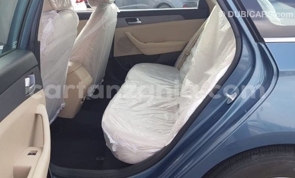 Nunua Imported Hyundai Sonata Bluu Gari ndani ya Import - Dubai nchini Arusha Nunua Imported Hyundai Sonata Bluu Gari ndani ya Import - Dubai nchini Arusha