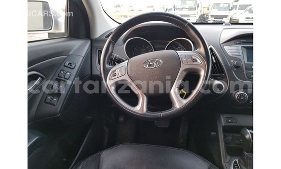 Buy Import Hyundai Tucson Other Car in Import - Dubai in Arusha Buy Import Hyundai Tucson Other Car in Import - Dubai in Arusha