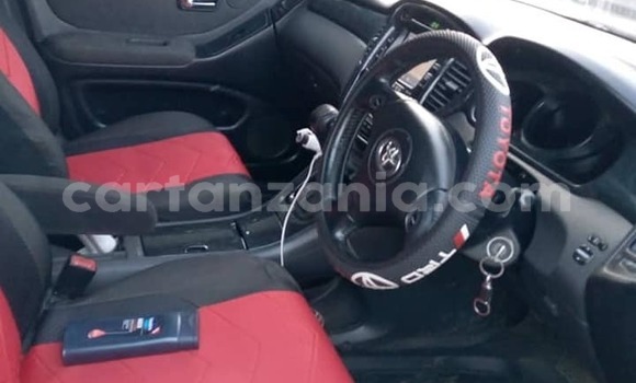 Buy Used Toyota Kluger Silver Car in Dar es Salaam in Dar es Salaam Buy Used Toyota Kluger Silver Car in Dar es Salaam in Dar es Salaam