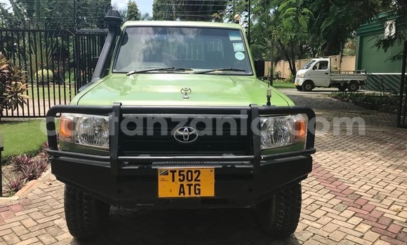 Buy Used Toyota Land Cruiser Green Car in Dar es Salaam in Dar es Salaam Buy Used Toyota Land Cruiser Green Car in Dar es Salaam in Dar es Salaam