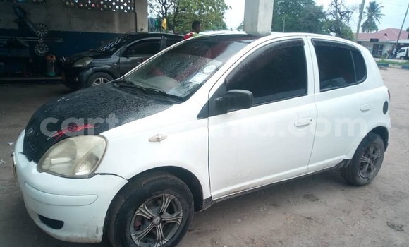Buy Used Toyota Vitz White Car in Dar es Salaam in Dar es Salaam Buy Used Toyota Vitz White Car in Dar es Salaam in Dar es Salaam