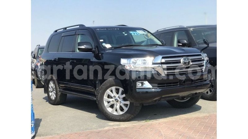 Big with watermark toyota land cruiser arusha import dubai 9138