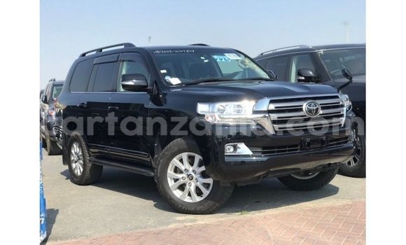 Buy Import Toyota Land Cruiser Black Car in Import - Dubai in Arusha Buy Import Toyota Land Cruiser Black Car in Import - Dubai in Arusha