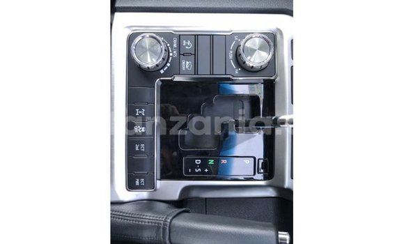 Buy Import Toyota Land Cruiser Black Car in Import - Dubai in Arusha Buy Import Toyota Land Cruiser Black Car in Import - Dubai in Arusha
