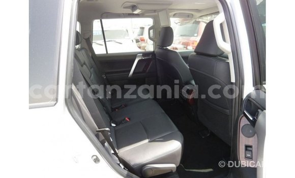 Nunua Imported Toyota Prado Nyingine Gari ndani ya Import - Dubai nchini Arusha Nunua Imported Toyota Prado Nyingine Gari ndani ya Import - Dubai nchini Arusha