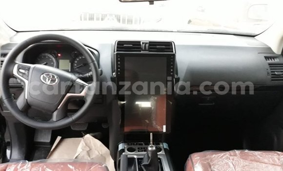 Nunua Imported Toyota Prado Nyeusi Gari ndani ya Import - Dubai nchini Arusha Nunua Imported Toyota Prado Nyeusi Gari ndani ya Import - Dubai nchini Arusha
