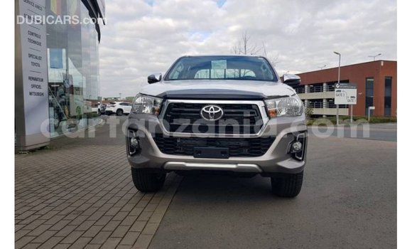 Nunua Imported Toyota Hilux Nyingine Gari ndani ya Import - Dubai nchini Arusha Nunua Imported Toyota Hilux Nyingine Gari ndani ya Import - Dubai nchini Arusha