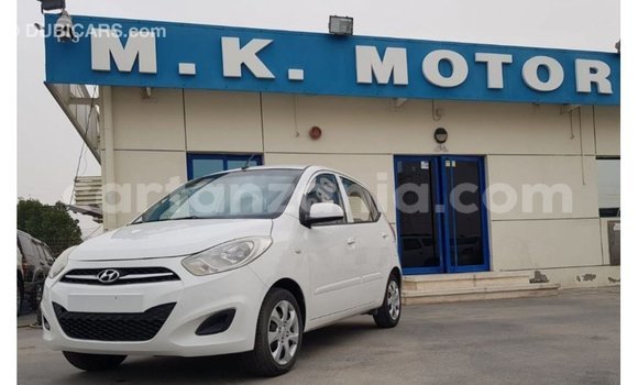 Buy Import Hyundai i10 White Car in Import - Dubai in Arusha Buy Import Hyundai i10 White Car in Import - Dubai in Arusha