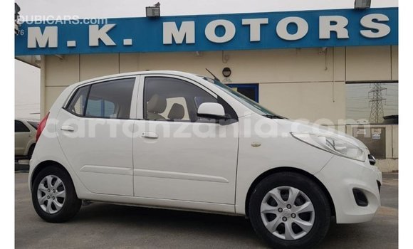 Buy Import Hyundai i10 White Car in Import - Dubai in Arusha Buy Import Hyundai i10 White Car in Import - Dubai in Arusha