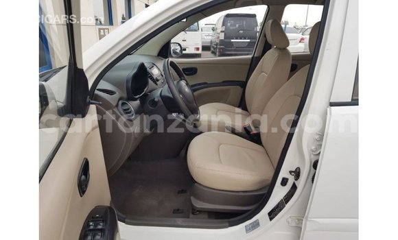 Buy Import Hyundai i10 White Car in Import - Dubai in Arusha Buy Import Hyundai i10 White Car in Import - Dubai in Arusha