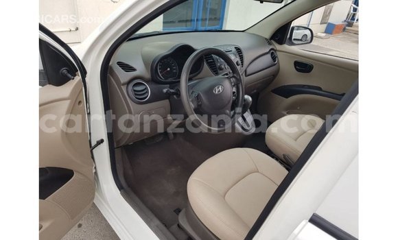 Buy Import Hyundai i10 White Car in Import - Dubai in Arusha Buy Import Hyundai i10 White Car in Import - Dubai in Arusha