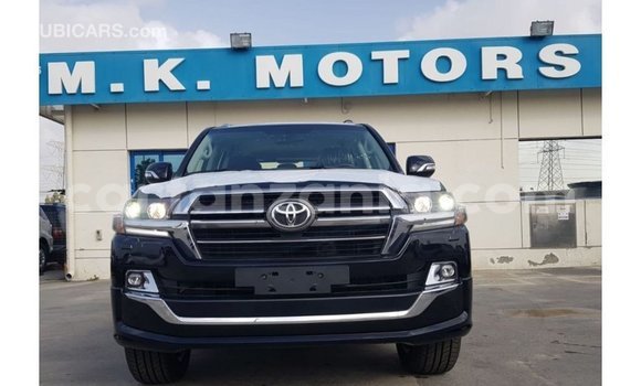 Buy Import Toyota Land Cruiser Black Car in Import - Dubai in Arusha Buy Import Toyota Land Cruiser Black Car in Import - Dubai in Arusha