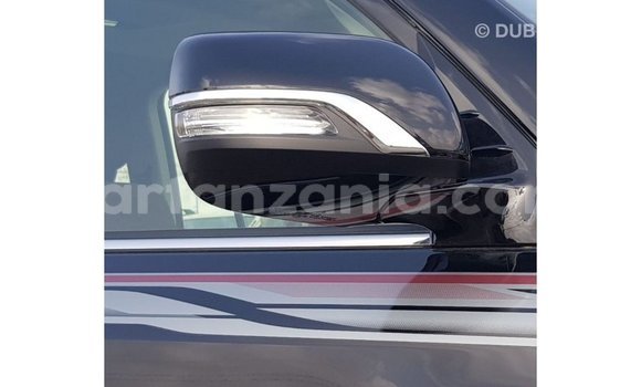 Buy Import Toyota Land Cruiser Black Car in Import - Dubai in Arusha Buy Import Toyota Land Cruiser Black Car in Import - Dubai in Arusha