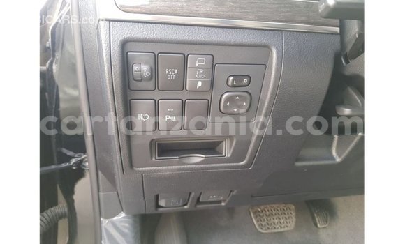 Buy Import Toyota Land Cruiser Black Car in Import - Dubai in Arusha Buy Import Toyota Land Cruiser Black Car in Import - Dubai in Arusha
