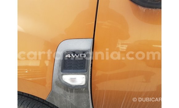 Buy Import Renault 19 Green Car in Import - Dubai in Arusha Buy Import Renault 19 Green Car in Import - Dubai in Arusha
