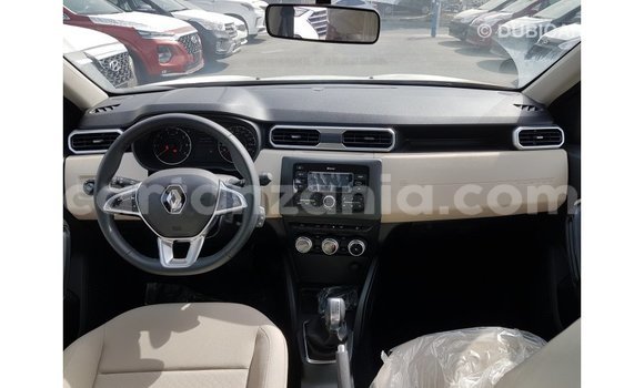 Buy Import Renault 19 Green Car in Import - Dubai in Arusha Buy Import Renault 19 Green Car in Import - Dubai in Arusha