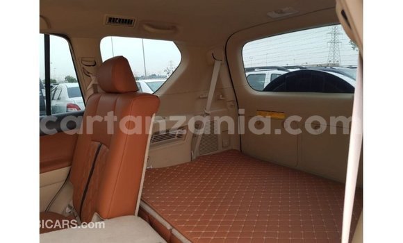 Buy Import Toyota Prado White Car in Import - Dubai in Arusha Buy Import Toyota Prado White Car in Import - Dubai in Arusha
