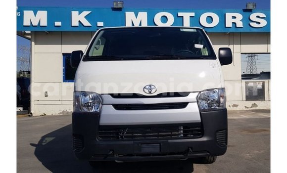 Buy Import Toyota Hiace White Car in Import - Dubai in Arusha Buy Import Toyota Hiace White Car in Import - Dubai in Arusha