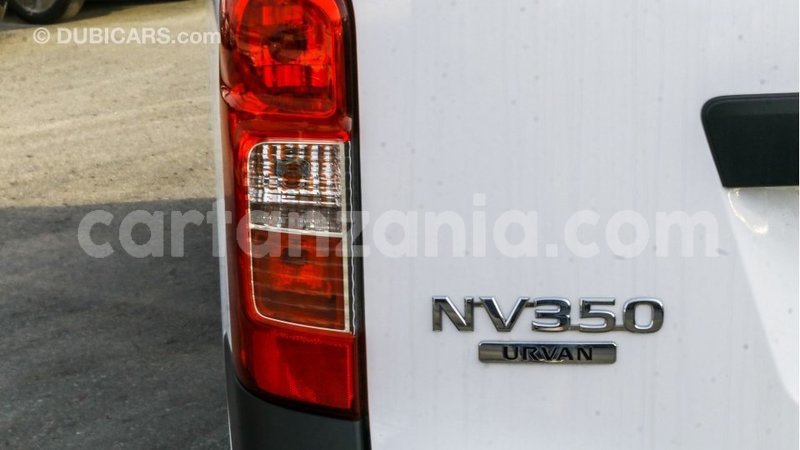 Big with watermark nissan urvan arusha import dubai 9186