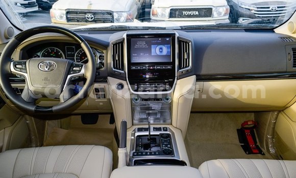 Nunua Imported Toyota Land Cruiser Nyeusi Gari ndani ya Import - Dubai nchini Arusha Nunua Imported Toyota Land Cruiser Nyeusi Gari ndani ya Import - Dubai nchini Arusha