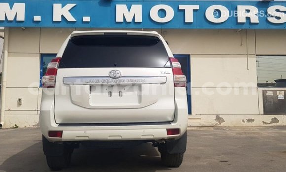 Buy Import Toyota Land Cruiser White Car in Import - Dubai in Arusha Buy Import Toyota Land Cruiser White Car in Import - Dubai in Arusha