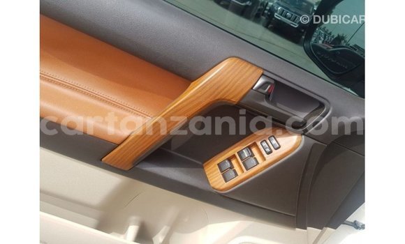 Buy Import Toyota Land Cruiser White Car in Import - Dubai in Arusha Buy Import Toyota Land Cruiser White Car in Import - Dubai in Arusha