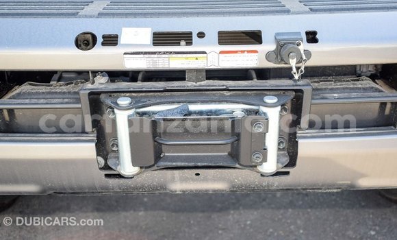 Nunua Imported Toyota Land Cruiser Beige Gari ndani ya Import - Dubai nchini Arusha Nunua Imported Toyota Land Cruiser Beige Gari ndani ya Import - Dubai nchini Arusha