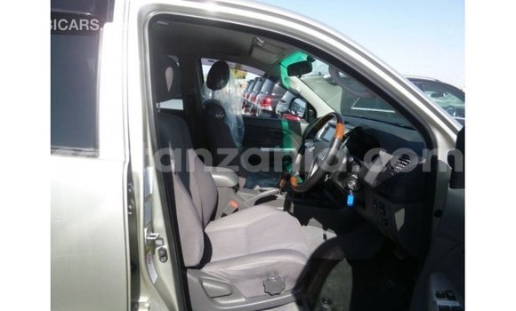 Nunua Imported Toyota Hilux Nyingine Gari ndani ya Import - Dubai nchini Arusha Nunua Imported Toyota Hilux Nyingine Gari ndani ya Import - Dubai nchini Arusha