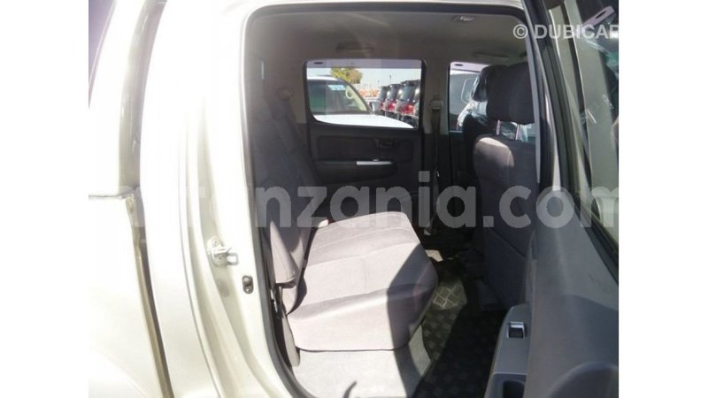 Big with watermark toyota hilux arusha import dubai 9202