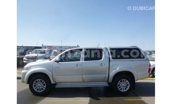 Nunua Imported Toyota Hilux Nyingine Gari ndani ya Import - Dubai nchini Arusha Nunua Imported Toyota Hilux Nyingine Gari ndani ya Import - Dubai nchini Arusha