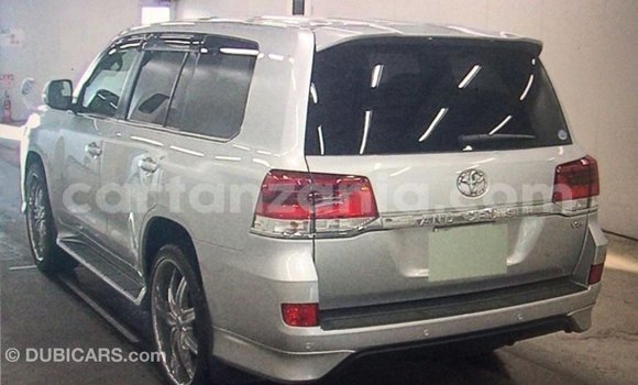 Buy Import Toyota Land Cruiser Other Car in Import - Dubai in Arusha Buy Import Toyota Land Cruiser Other Car in Import - Dubai in Arusha