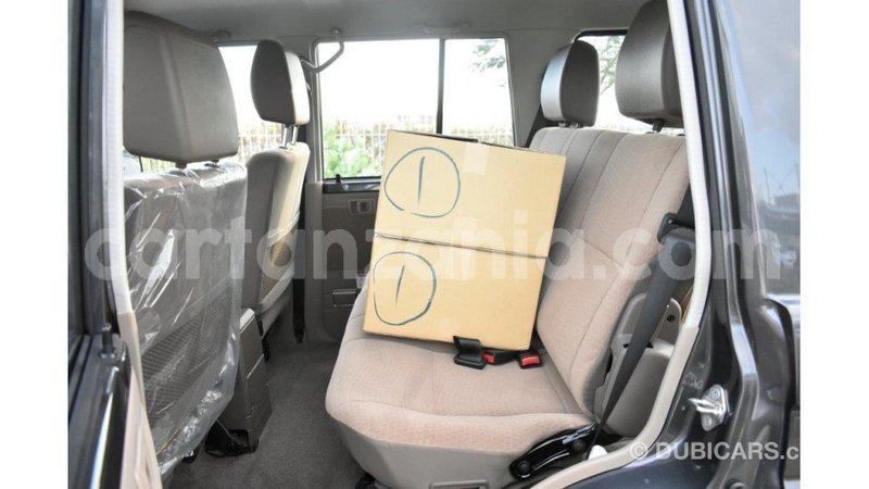 Big with watermark toyota land cruiser arusha import dubai 9211