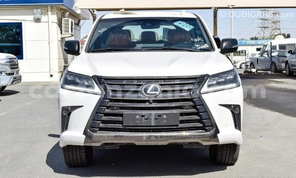 Nunua Imported Lexus LX Nyeupe Gari ndani ya Import - Dubai nchini Arusha Nunua Imported Lexus LX Nyeupe Gari ndani ya Import - Dubai nchini Arusha