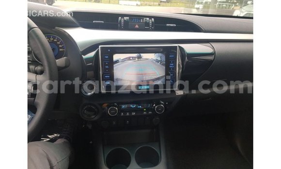 Nunua Imported Toyota Hilux Nyingine Gari ndani ya Import - Dubai nchini Arusha Nunua Imported Toyota Hilux Nyingine Gari ndani ya Import - Dubai nchini Arusha