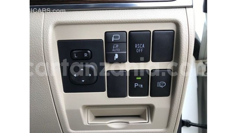 Big with watermark toyota land cruiser arusha import dubai 9270