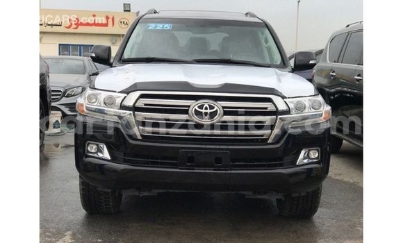 Nunua Imported Toyota Land Cruiser Nyeusi Gari ndani ya Import - Dubai nchini Arusha Nunua Imported Toyota Land Cruiser Nyeusi Gari ndani ya Import - Dubai nchini Arusha